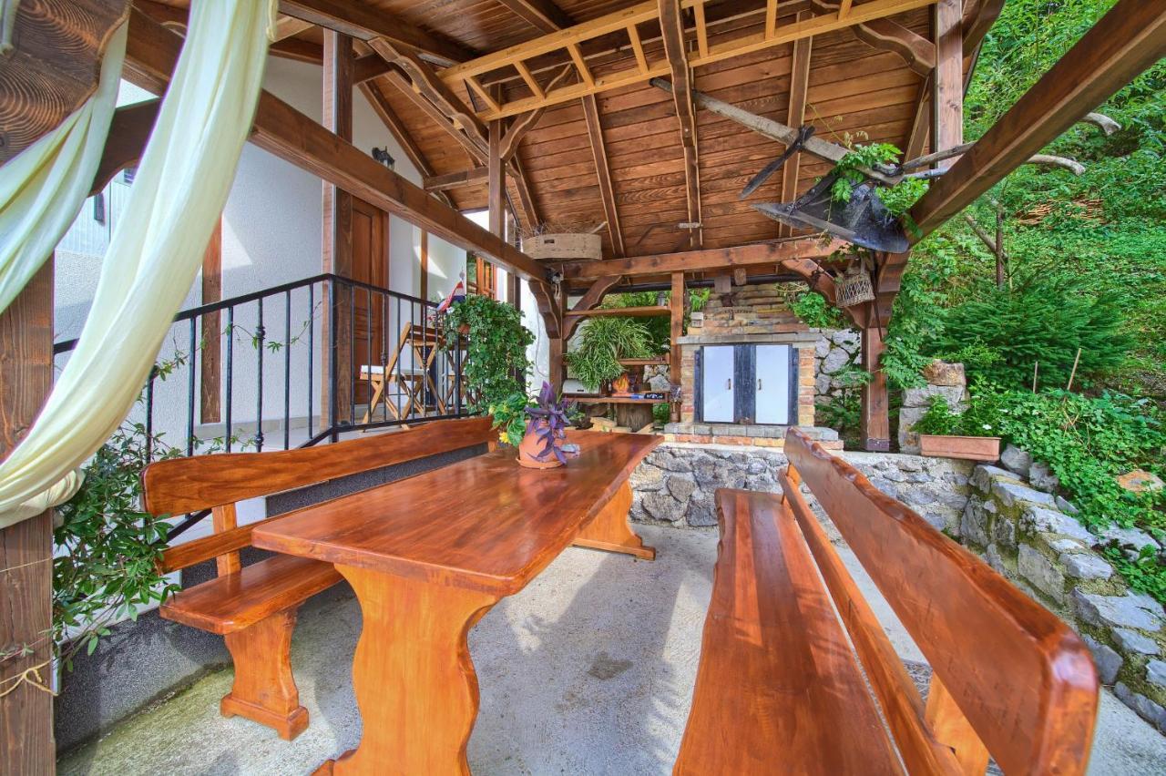 Apartmani Belvedere Fužine Esterno foto